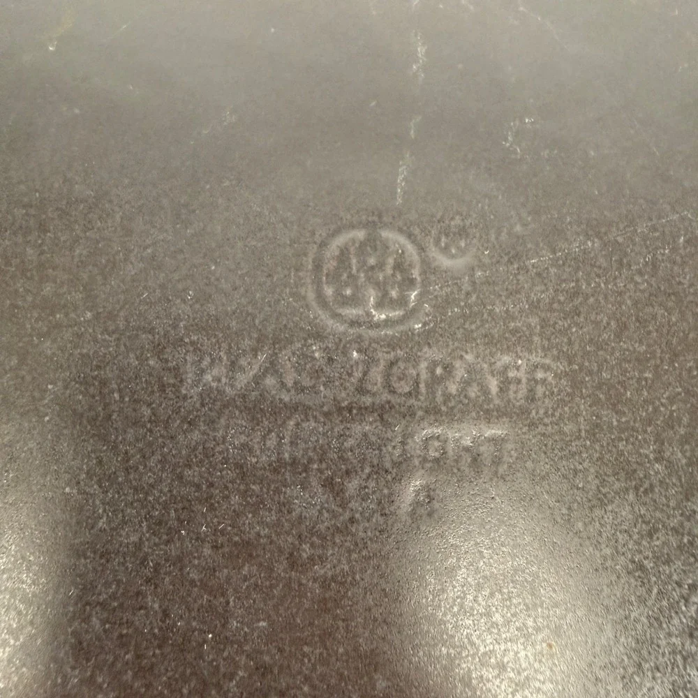 Pfaltzgraff Midnight Sun Brown Set of 2 Dinner Plates 10.5 inches‎ READ